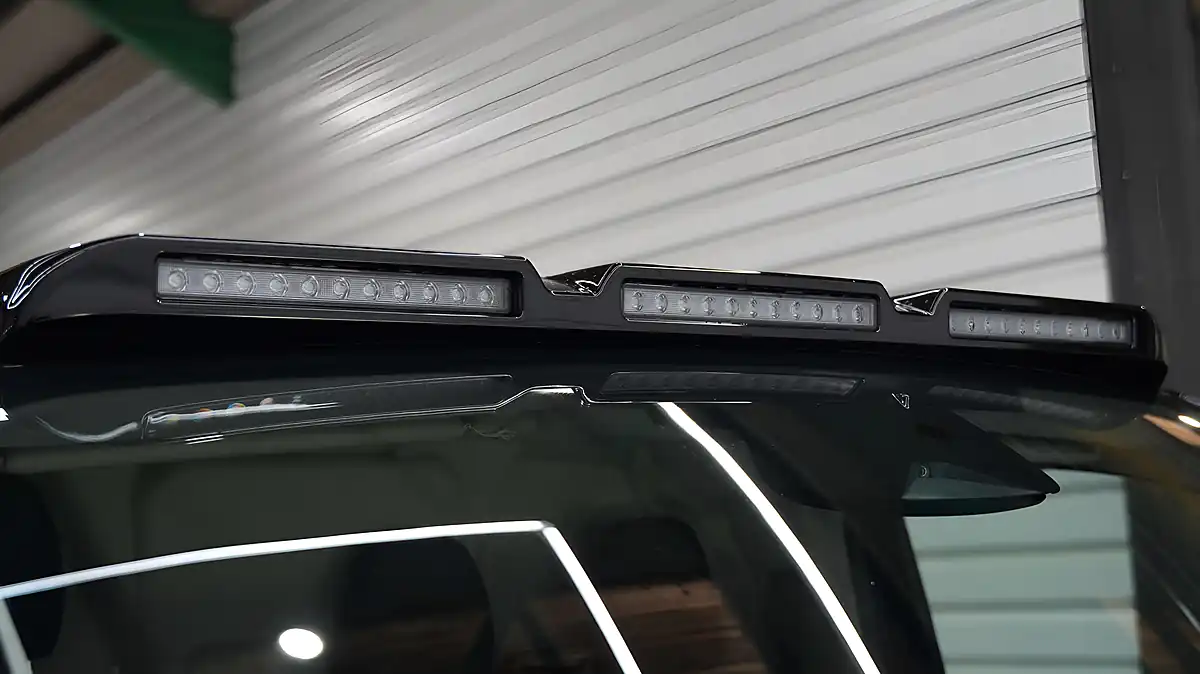 Used 2024 Ford Transit Custom 280 Limited Agate Black (metallic Colour) - Interior and Exterior details 16