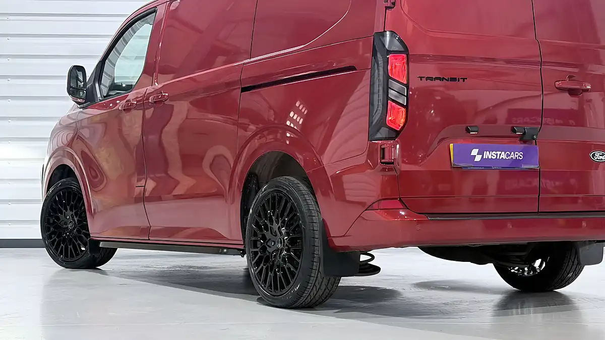 Used 2024 Ford Transit Custom 280 Limited Artisan Red - Interior and Exterior details 13