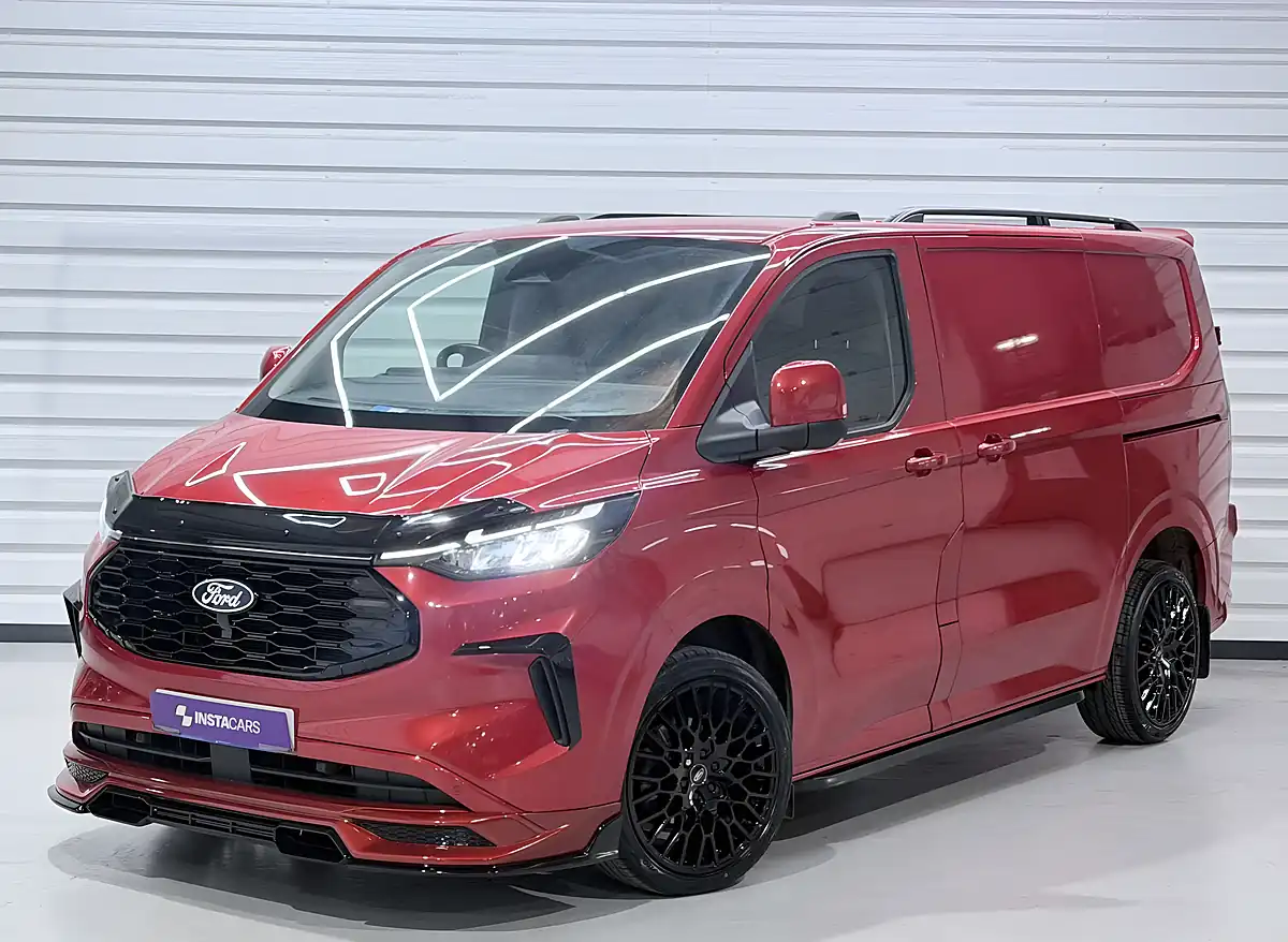 Used 2024 Ford Transit Custom 280 Limited Artisan Red - Interior and Exterior details 4