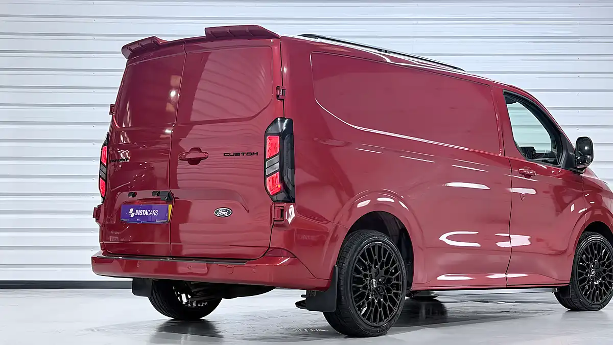 Used 2024 Ford Transit Custom 280 Limited Artisan Red - Interior and Exterior details 9