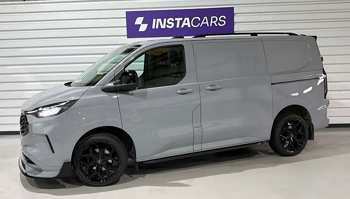 Used 2024 Ford Transit Custom 300 Limited Grey Matter - Interior and Exterior details 10