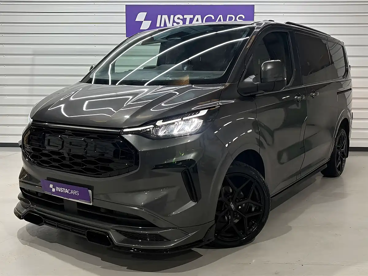 Used 2024 Ford Transit Custom 300 Limited Magnetic - Front View