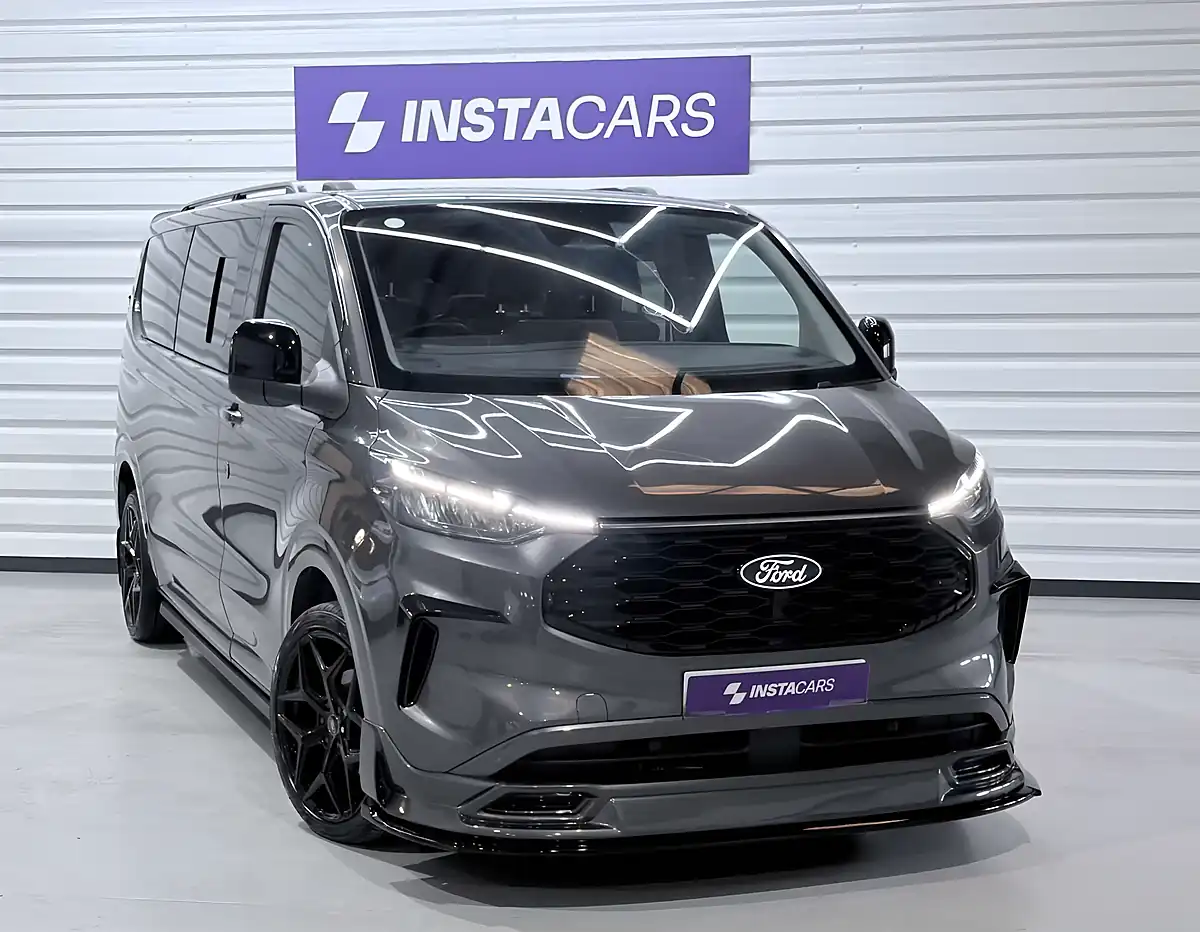 Used 2024 Ford Transit Custom 300 Limited Magnetic - Interior and Exterior details 16