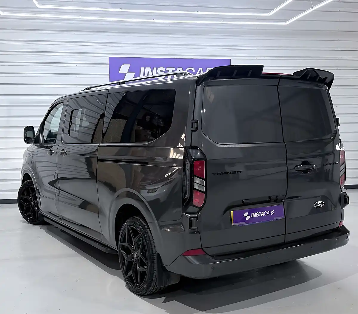 Used 2024 Ford Transit Custom 300 Limited Magnetic - Interior and Exterior details 8