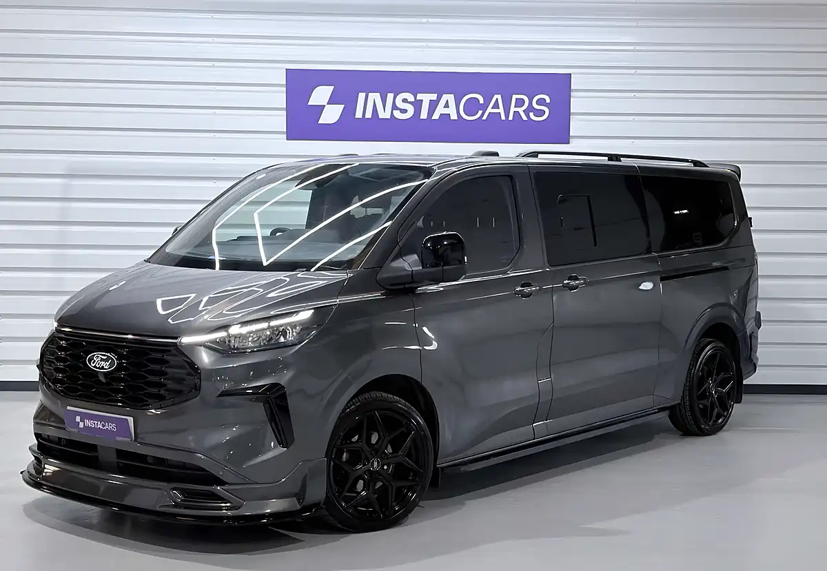 Used 2024 Ford Transit Custom 300 Limited Magnetic - Interior and Exterior details 9