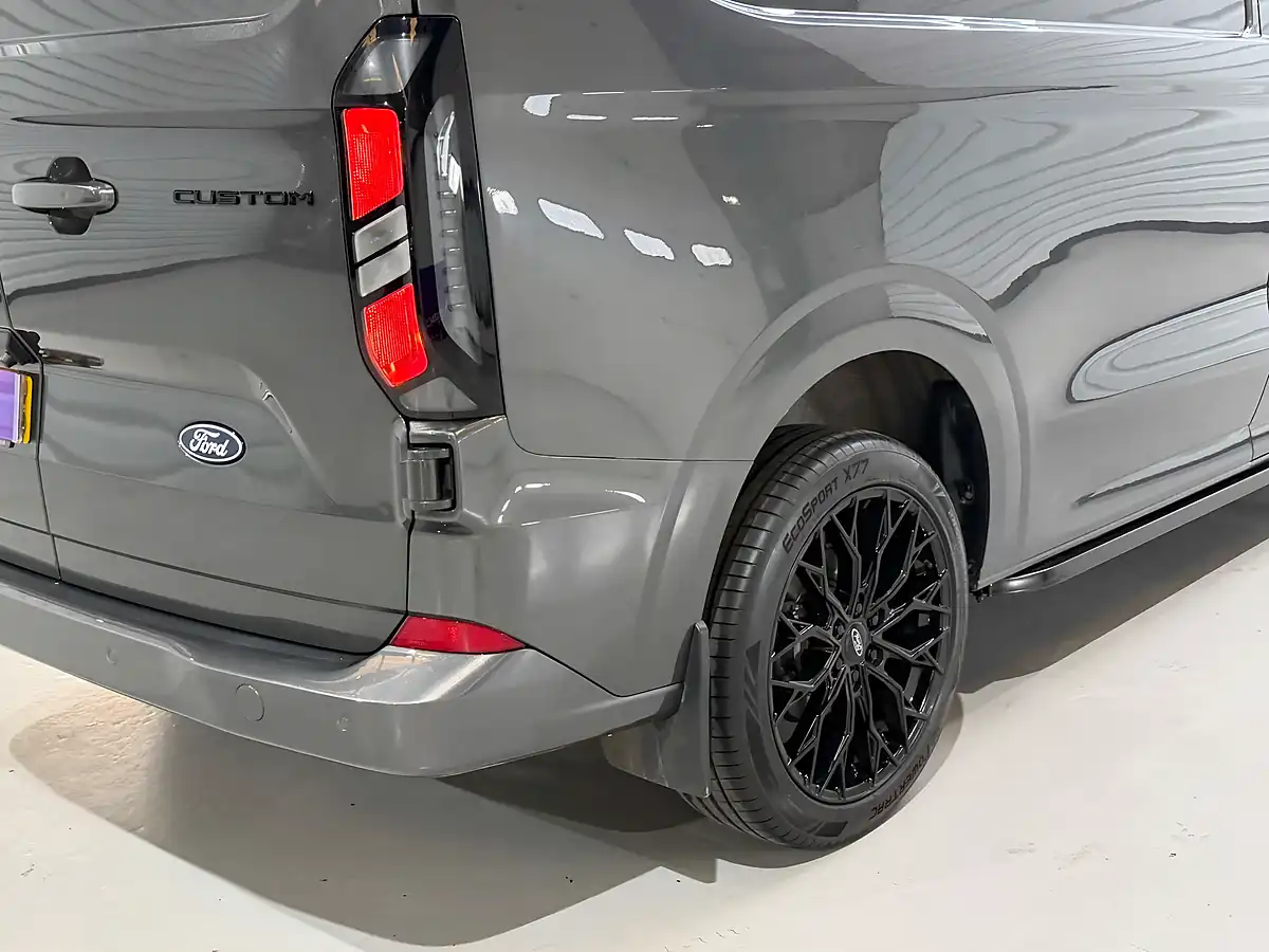 Used 2024 Ford Transit Custom 300 Limited Magnetic (metallic) - Interior and Exterior details 18