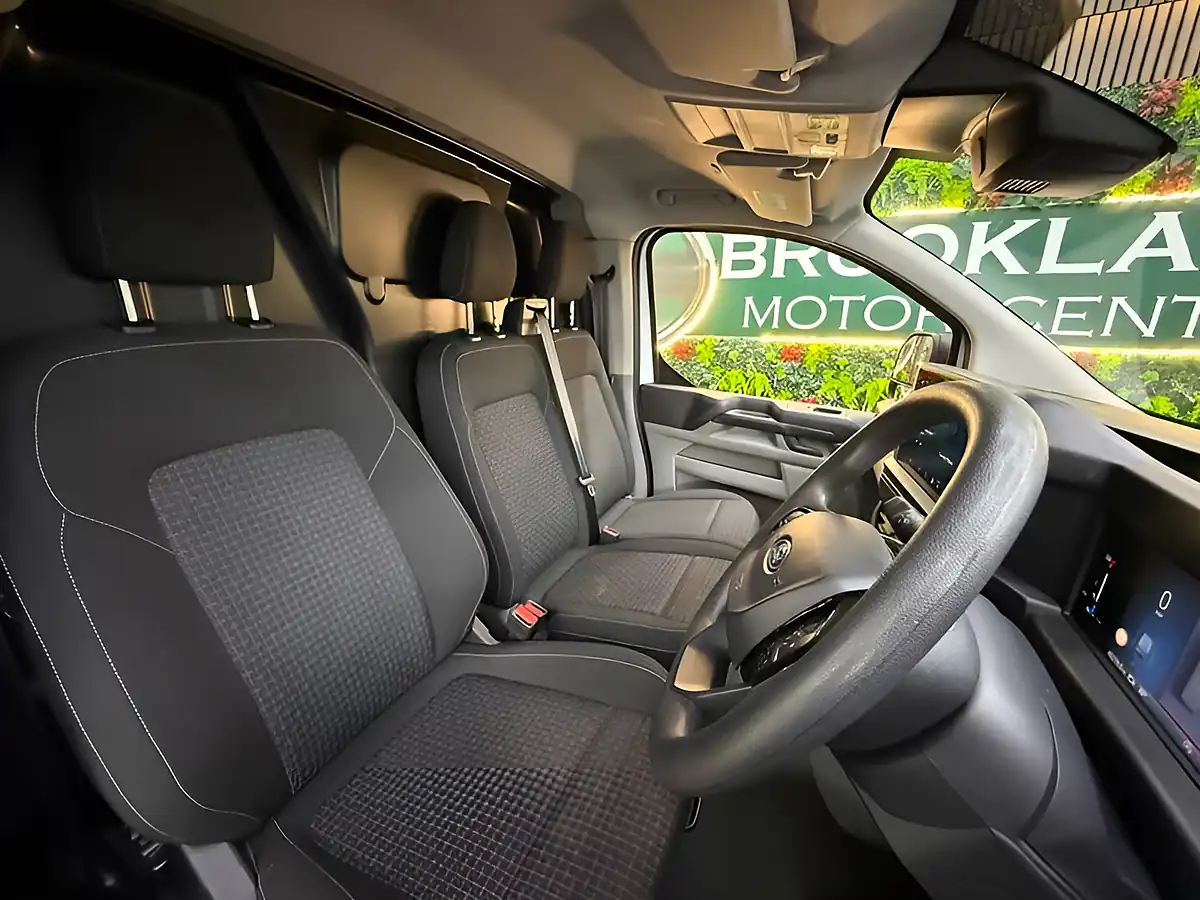 Used 2024 Ford Transit Custom 300 Trend L2H1 P/V White - Interior and Exterior details 14