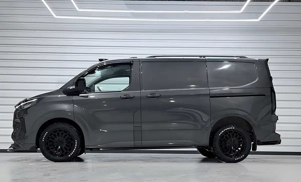Used 2024 Ford Transit Custom 320 Limited Magnetic - Interior and Exterior details 12
