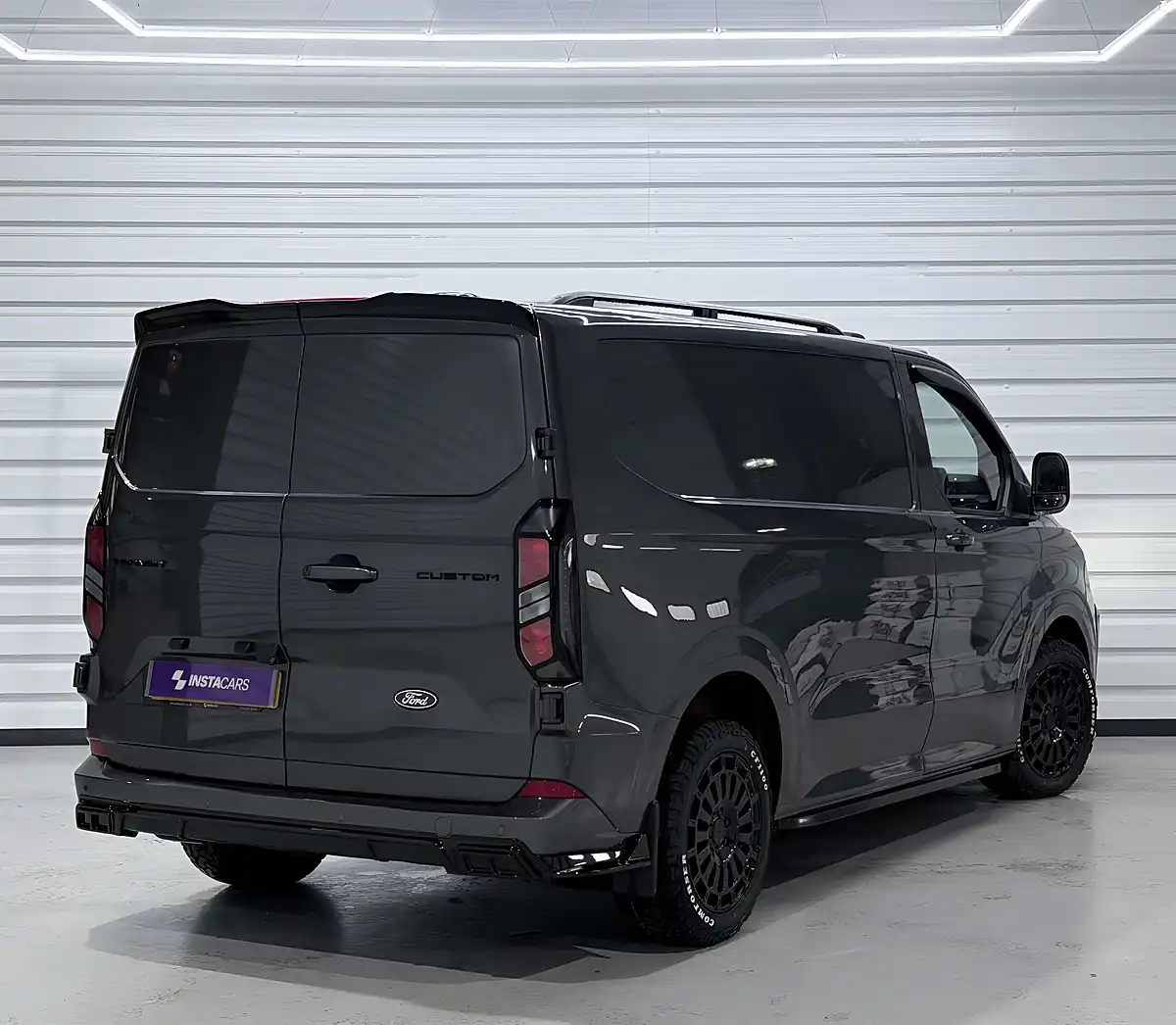 Used 2024 Ford Transit Custom 320 Limited Magnetic - Interior and Exterior details 9