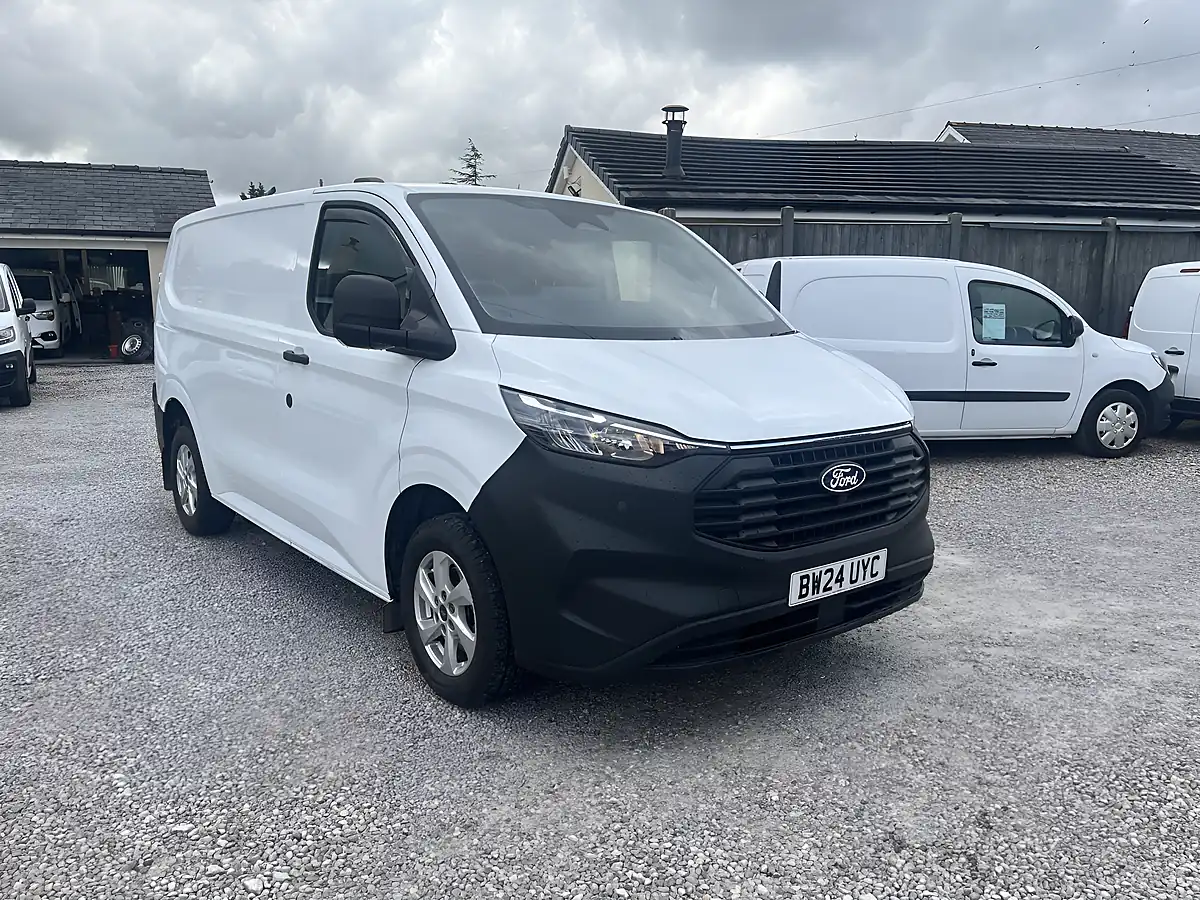Used 2024 Ford Transit Custom Leader Van White - Front View