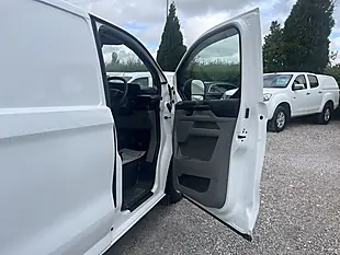 Used 2024 Ford Transit Custom Leader Van White - Interior and Exterior details 16