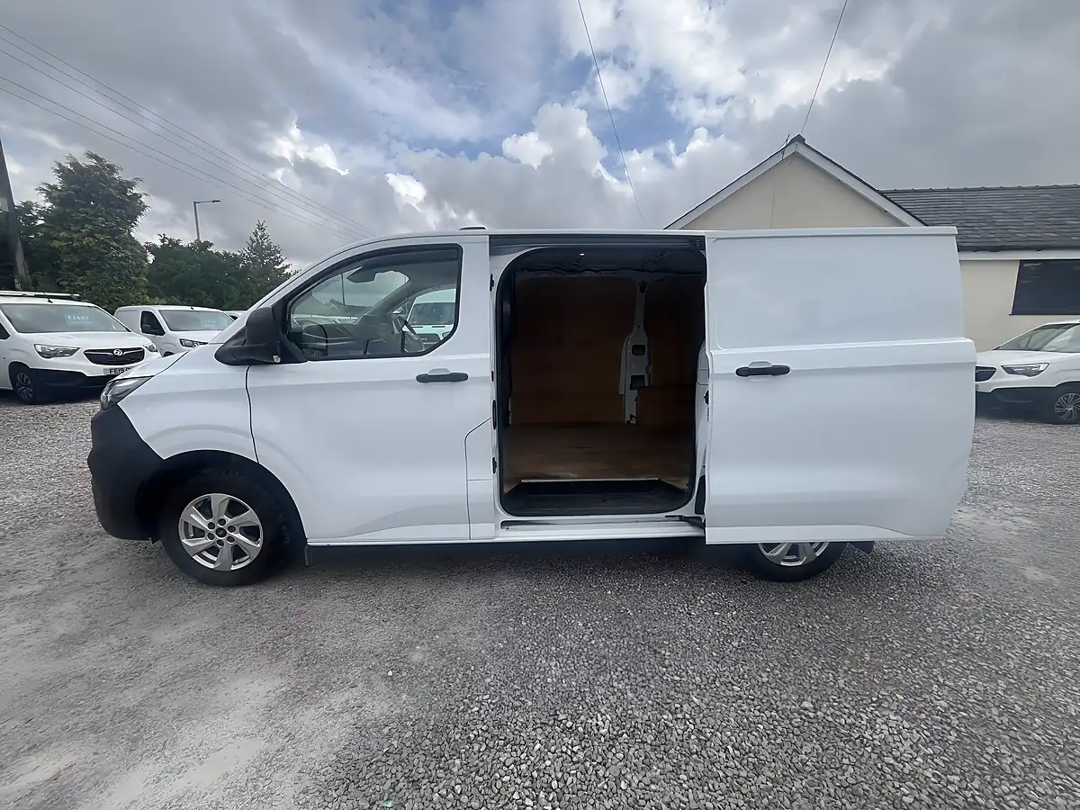 Used 2024 Ford Transit Custom Leader Van White - Interior and Exterior details 18