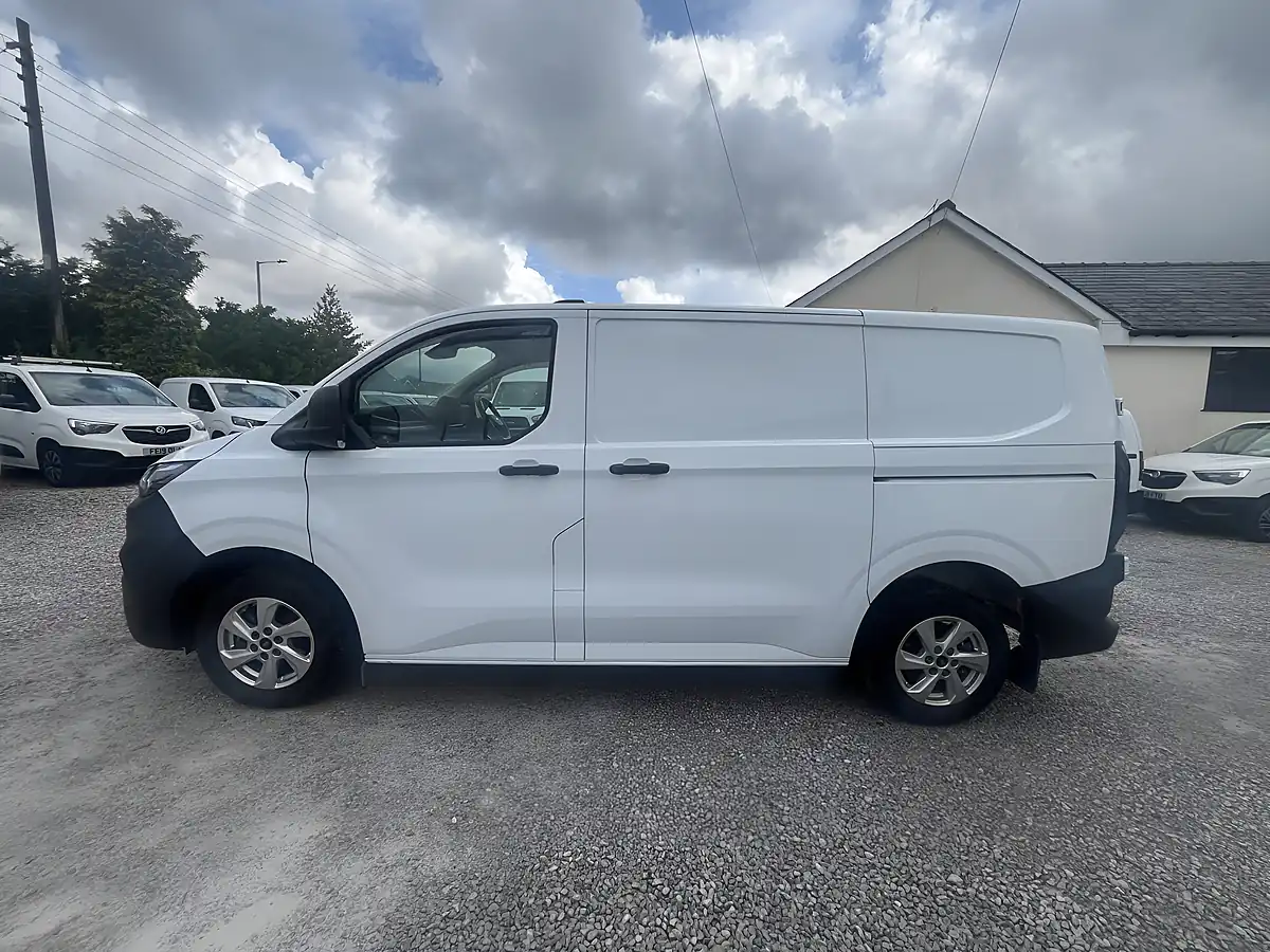 Used 2024 Ford Transit Custom Leader Van White - Interior and Exterior details 5