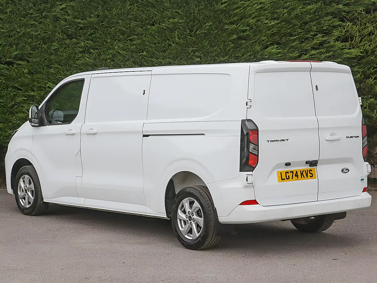 Used 2024 Ford Transit Custom Limited Frozen White - Interior and Exterior details 11
