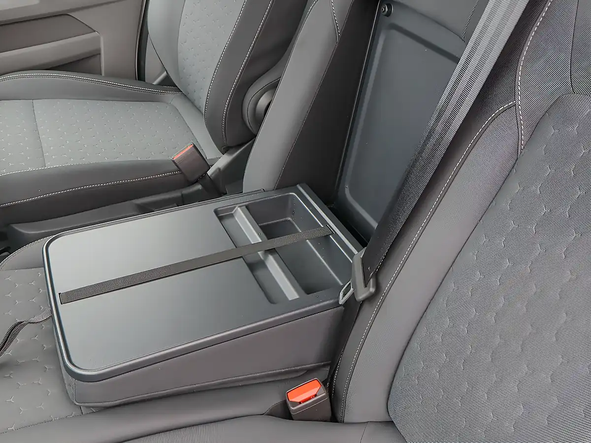 Used 2024 Ford Transit Custom Limited Frozen White - Interior and Exterior details 19