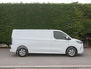 Used 2024 Ford Transit Custom Limited Frozen White - Interior and Exterior details 6