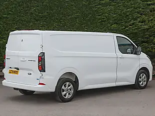 Used 2024 Ford Transit Custom Limited Frozen White - Interior and Exterior details 7
