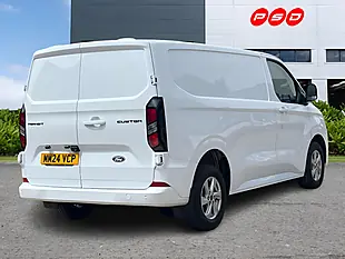 Used 2024 Ford Transit Custom Limited Frozen White - Interior and Exterior details 7