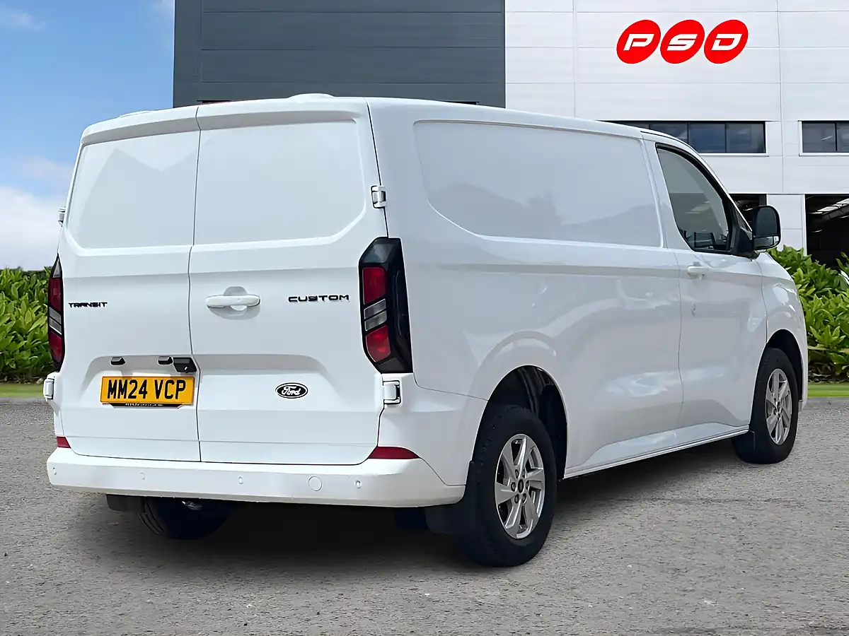 Used 2024 Ford Transit Custom Limited Frozen White - Interior and Exterior details 7