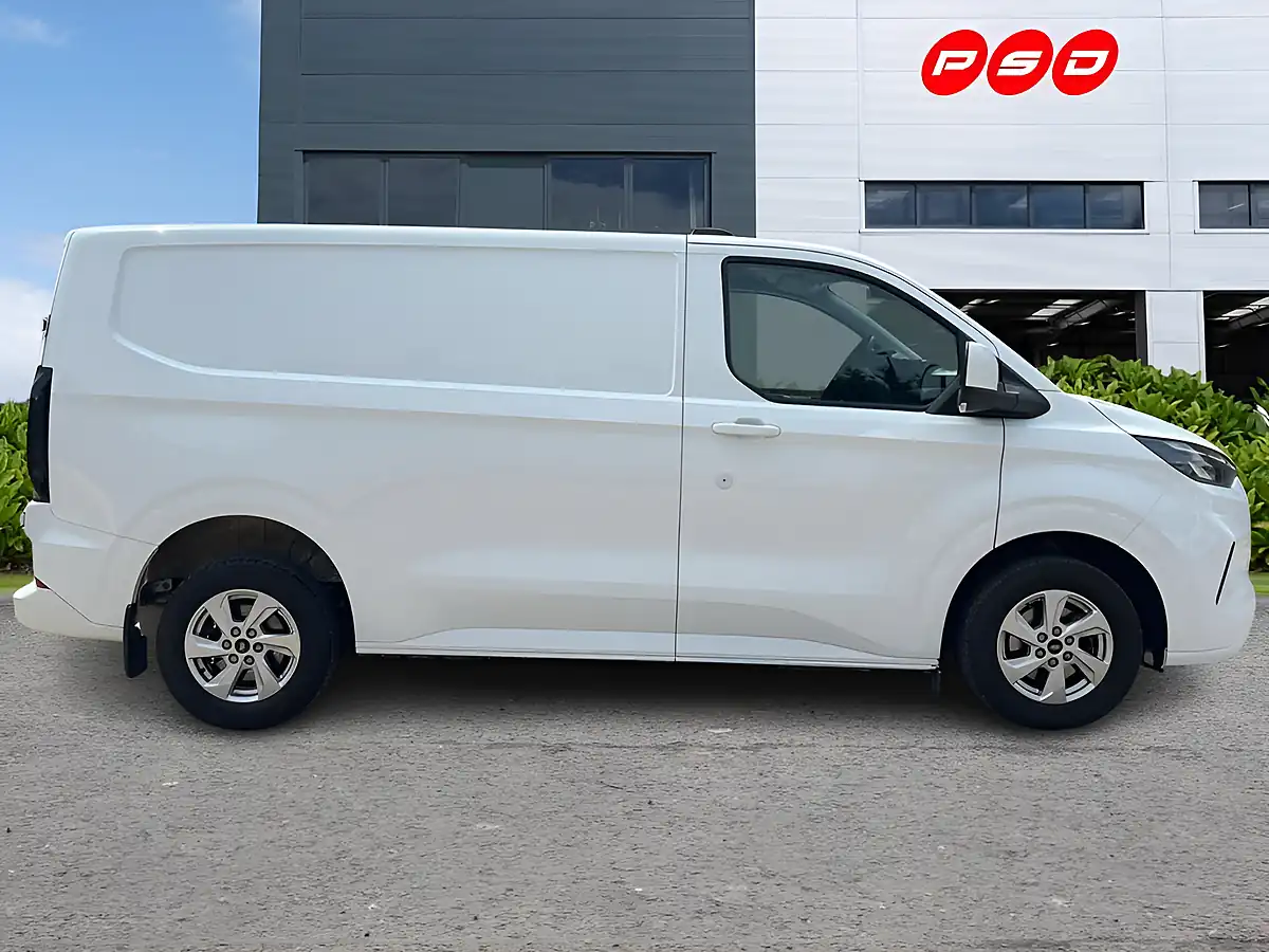 Used 2024 Ford Transit Custom Limited Frozen White - Interior and Exterior details 8