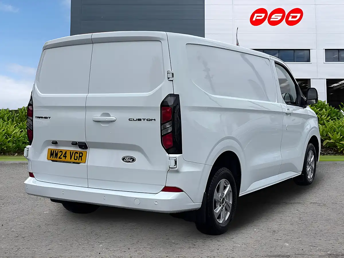 Used 2024 Ford Transit Custom Limited Frozen White - Interior and Exterior details 7