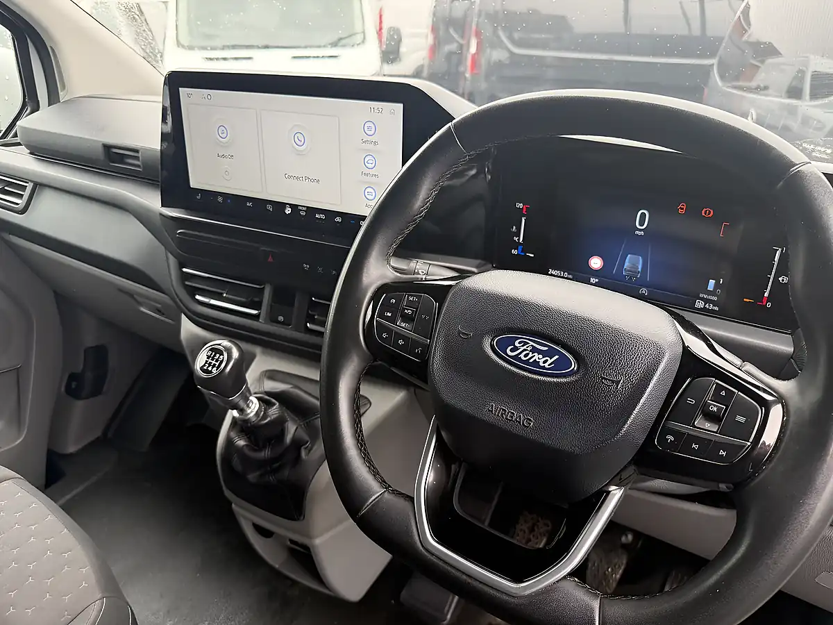 Used 2024 Ford Transit Custom Limited Frozen White (solid Colour) - Interior and Exterior details 6