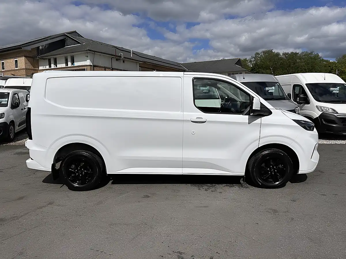 Used 2024 Ford Transit Custom Limited Frozen White (solid Colour) - Interior and Exterior details 8
