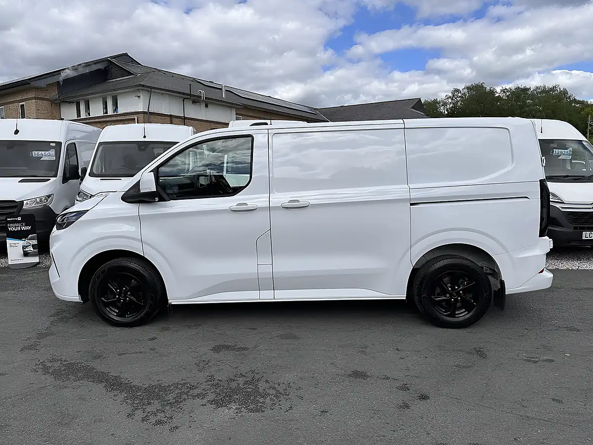 Used 2024 Ford Transit Custom Limited Frozen White (solid Colour) - Interior and Exterior details 9