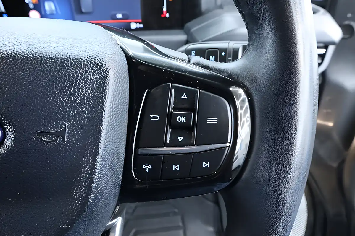 Used 2024 Ford Transit Custom Limited Grey - Interior and Exterior details 16