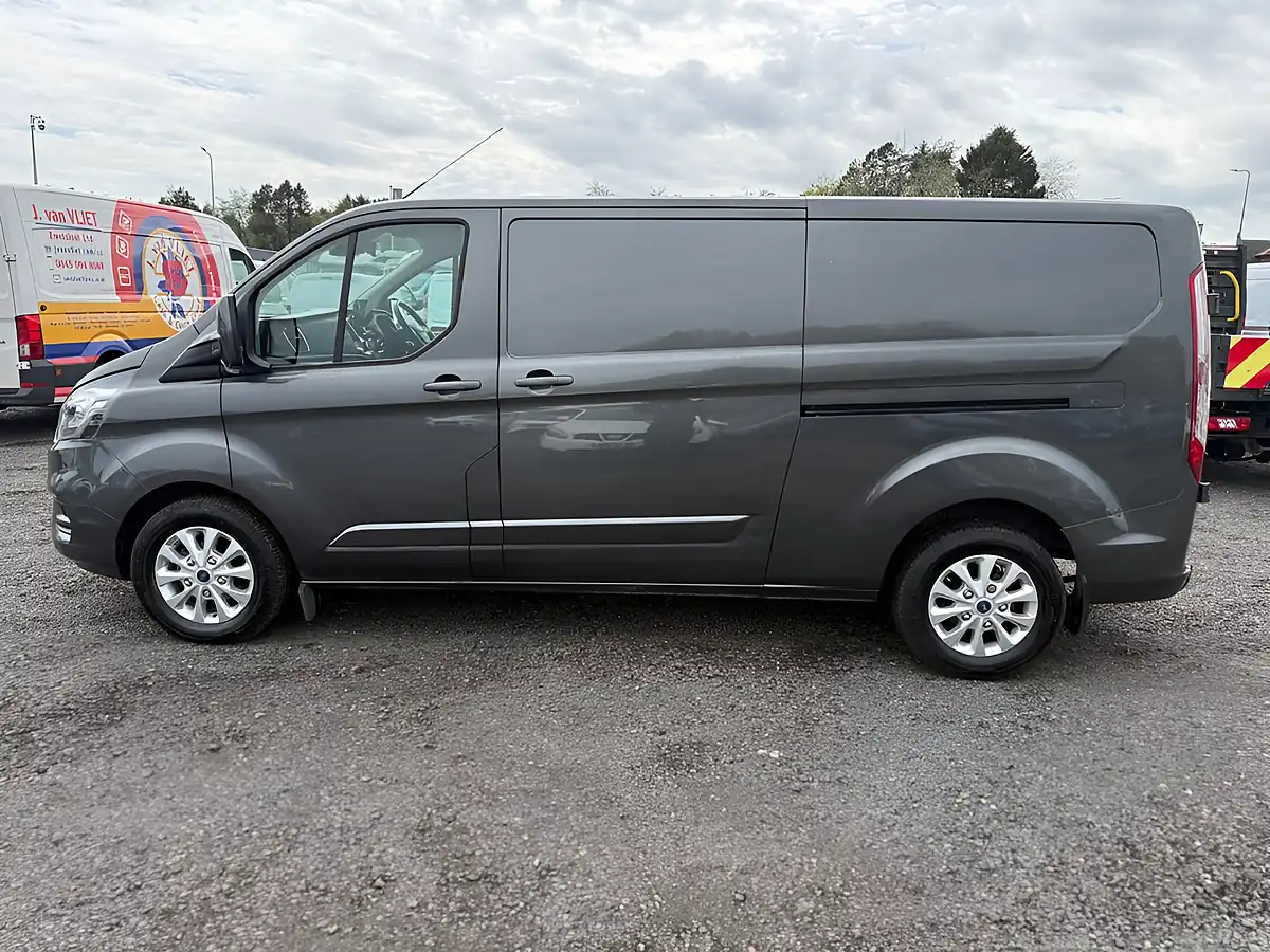 Used 2024 Ford Transit Custom Limited Grey - Interior and Exterior details 4