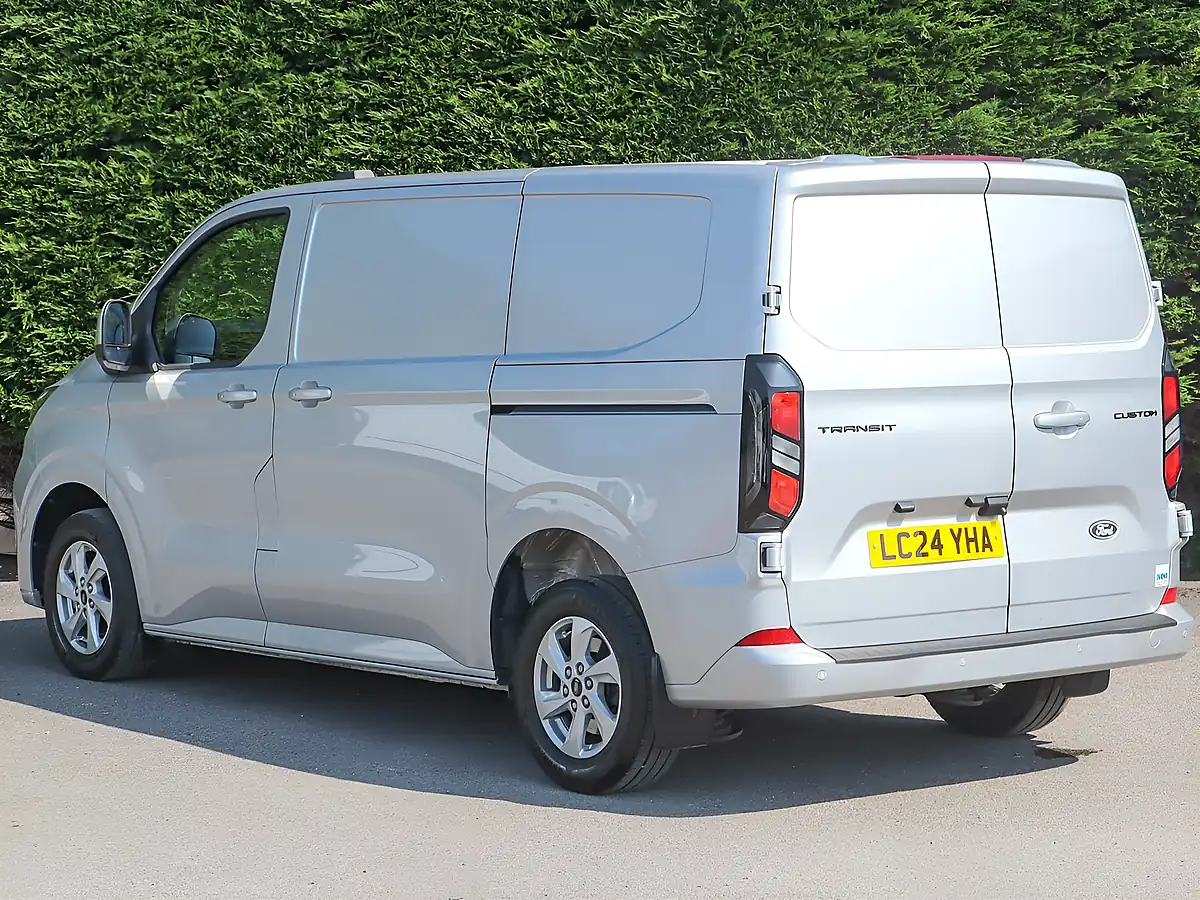 Used 2024 Ford Transit Custom Limited L1 Swb Moondust Silver - Interior and Exterior details 10