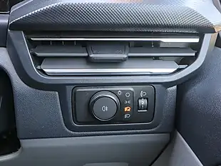 Used 2024 Ford Transit Custom Limited L1 Swb Moondust Silver - Interior and Exterior details 17