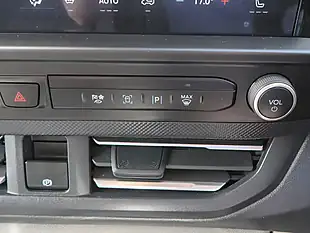 Used 2024 Ford Transit Custom Limited L2 Lwb Moondust Silver - Interior and Exterior details 14