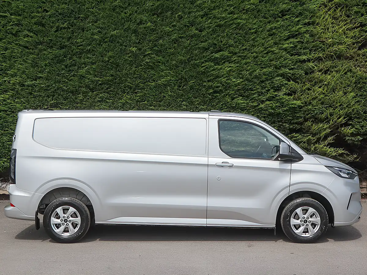 Used 2024 Ford Transit Custom Limited L2 Lwb Moondust Silver - Interior and Exterior details 5