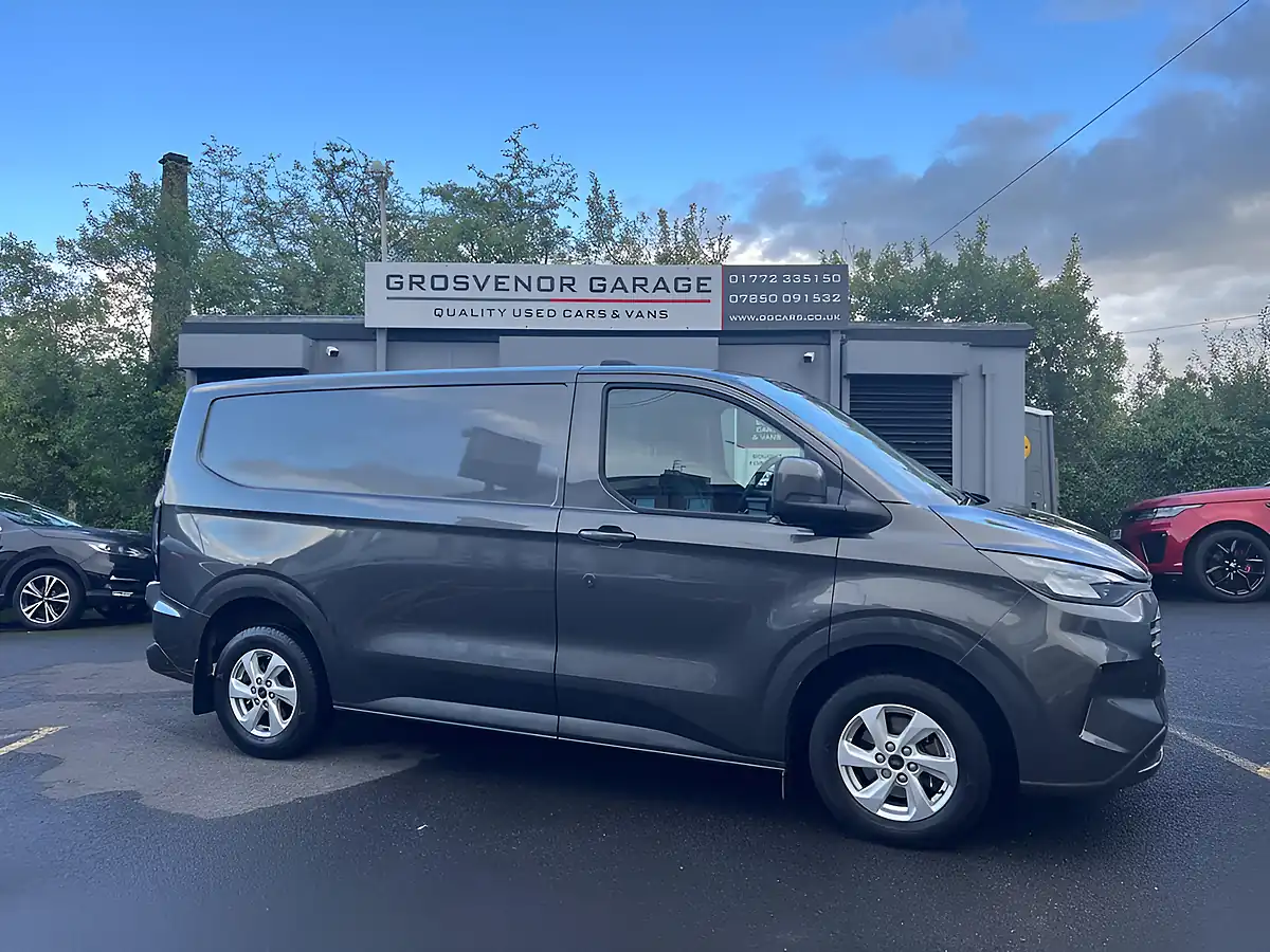 Used 2024 Ford Transit Custom Limited Magnetic - Interior and Exterior details 8