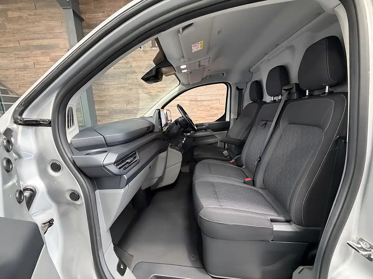 Used 2024 Ford Transit Custom Limited Moondust Silver - Interior and Exterior details 10