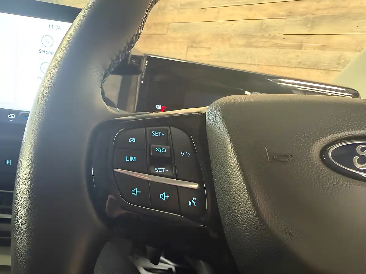 Used 2024 Ford Transit Custom Limited Moondust Silver - Interior and Exterior details 15