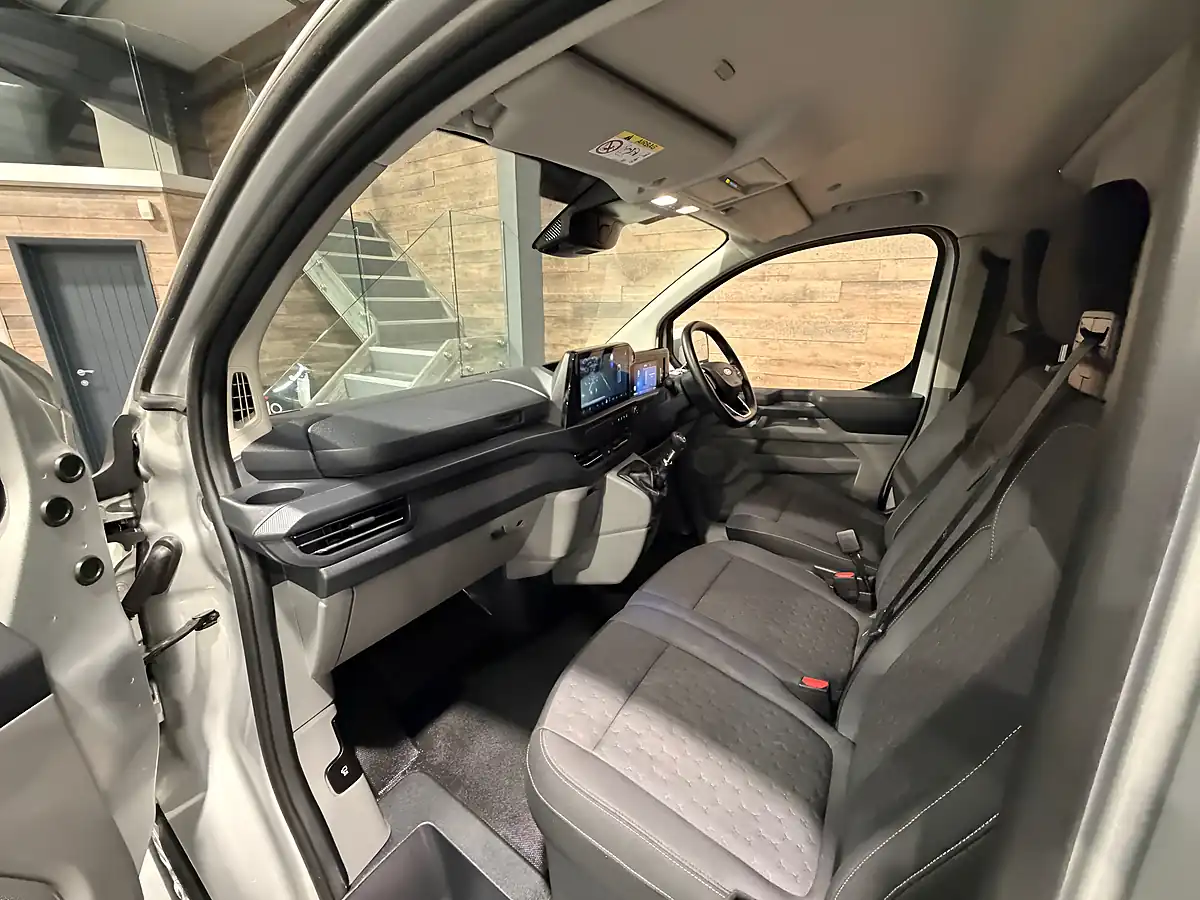 Used 2024 Ford Transit Custom Limited Moondust Silver - Interior and Exterior details 9