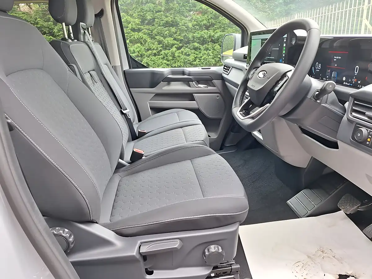 Used 2024 Ford Transit Custom Limited Silver - Interior and Exterior details 6