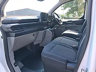 Used 2024 Ford Transit Custom Limited White - Interior and Exterior details 11