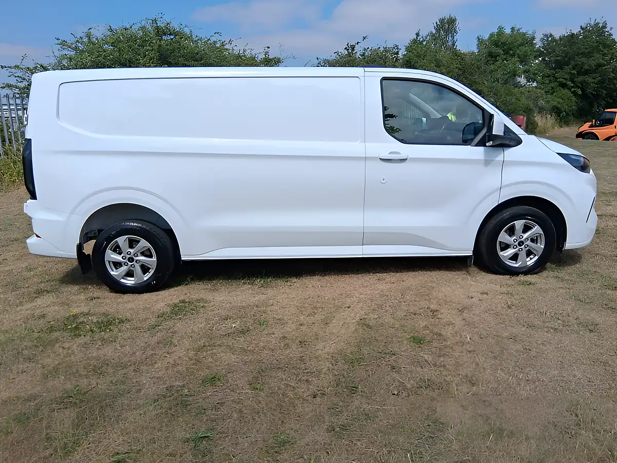 Used 2024 Ford Transit Custom Limited White - Interior and Exterior details 6