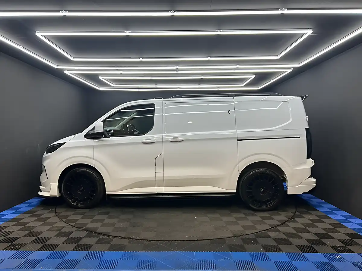 Used 2024 Ford Transit Custom Limited White - Interior and Exterior details 10