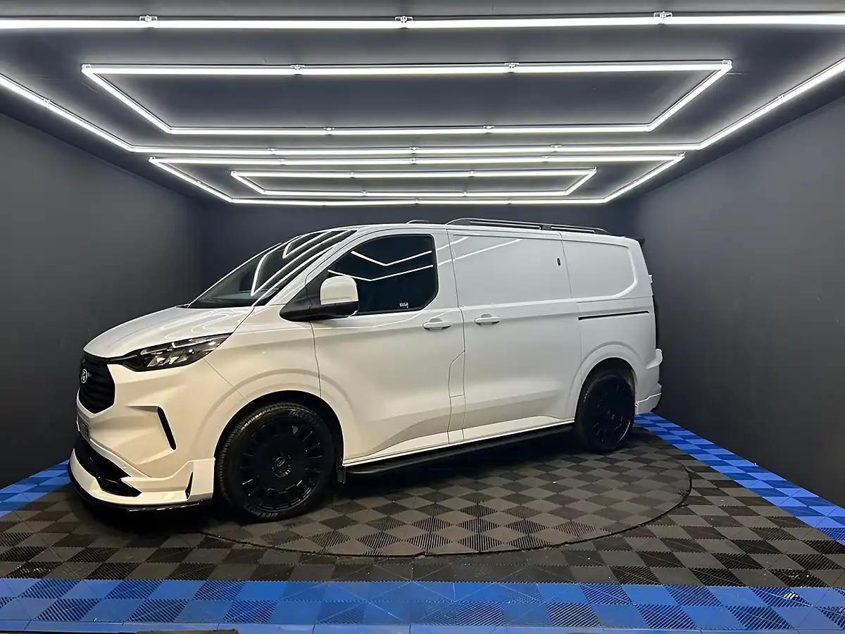 Used 2024 Ford Transit Custom Limited White - Interior and Exterior details 6