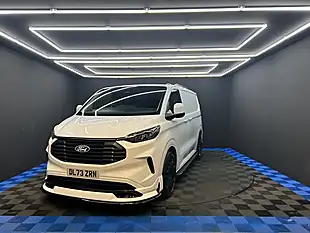 Used 2024 Ford Transit Custom Limited White - Interior and Exterior details 8