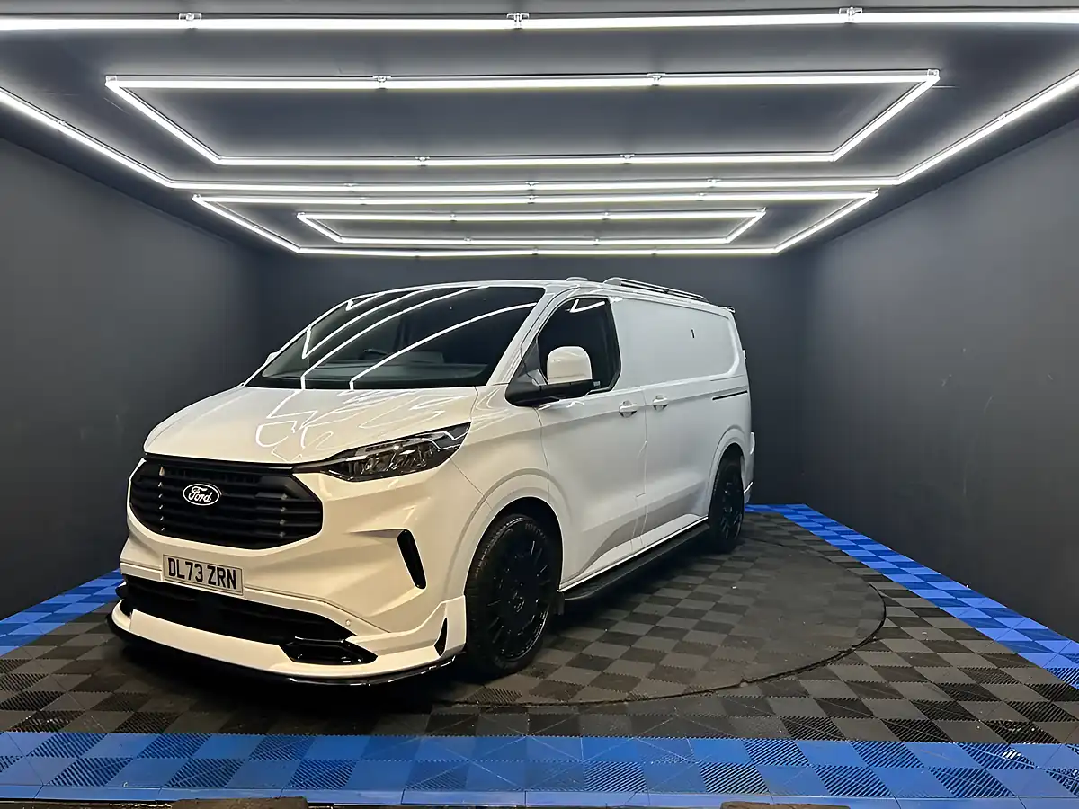 Used 2024 Ford Transit Custom Limited White - Interior and Exterior details 9