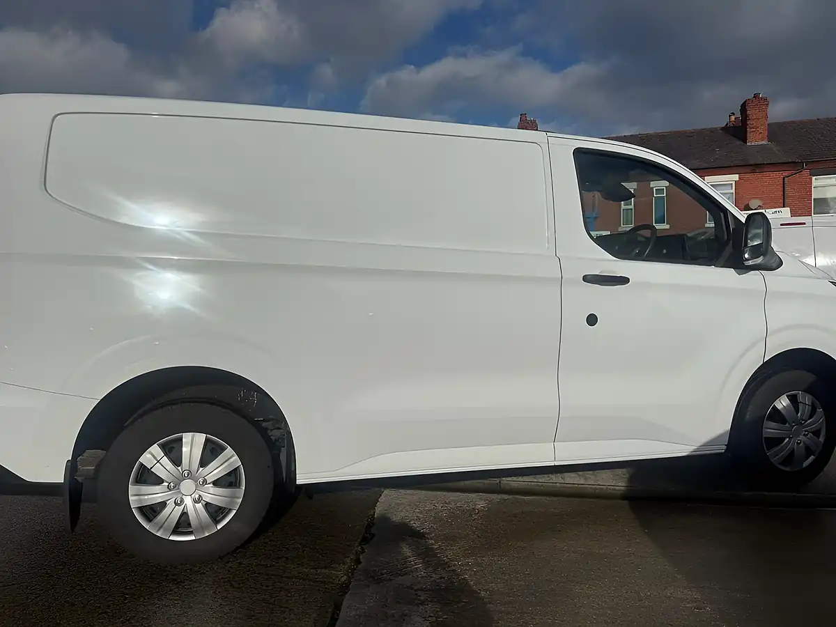 Used 2024 Ford Transit Custom Trend Frozen White - Interior and Exterior details 8