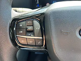 Used 2024 Ford Transit Custom Trend White - Interior and Exterior details 17