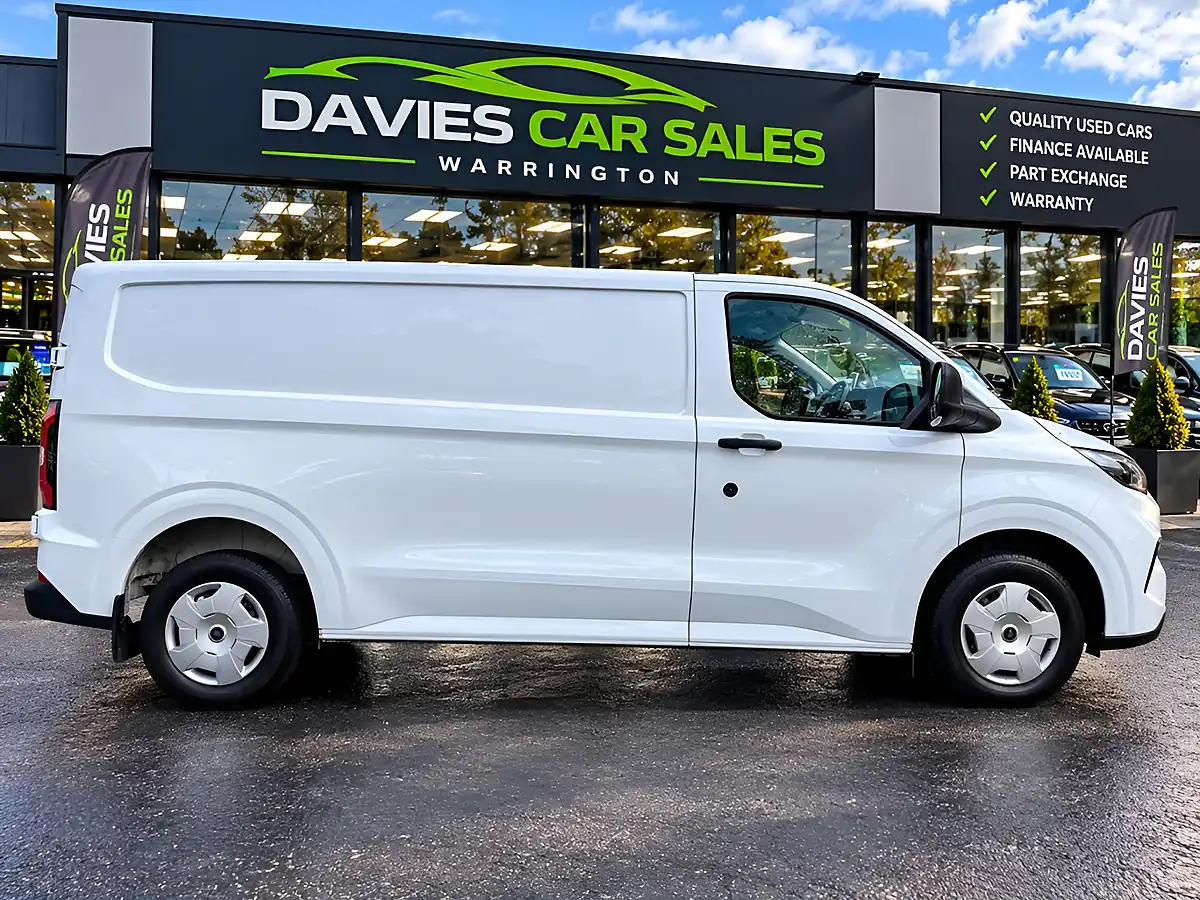 Used 2024 Ford Transit Custom Trend White - Interior and Exterior details 4
