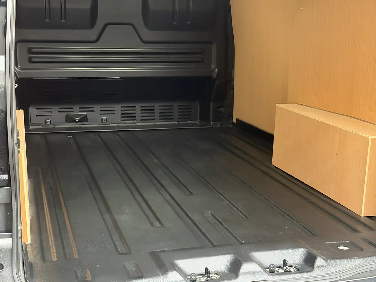 Used 2024 Ford Transit Custom V710 Limited Grey - Interior and Exterior details 19