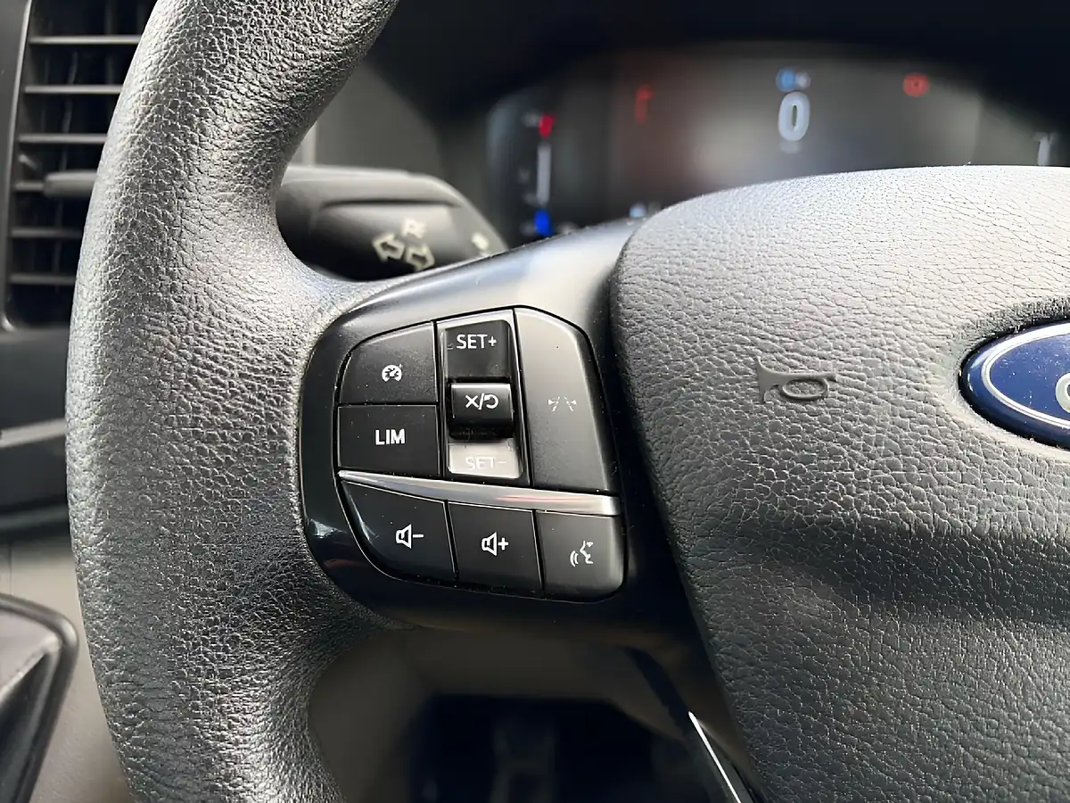 Used 2024 Ford Transit Leader Tipper Frozen White - Interior and Exterior details 18